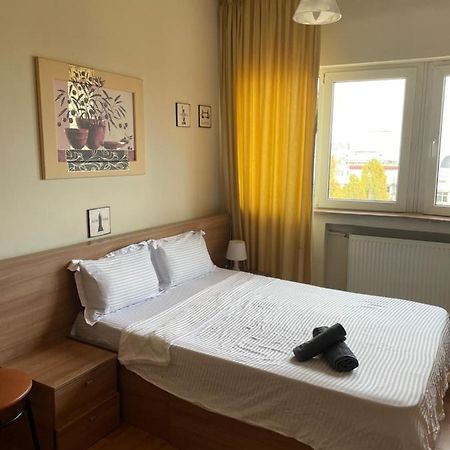 Downtown Studio Apartment Bucharest Exterior photo