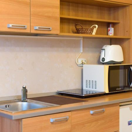 Downtown Studio Apartment Bucharest Exterior photo
